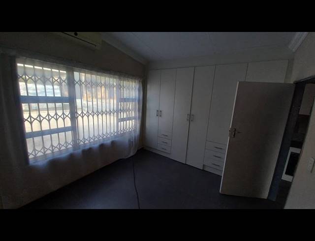 2 BEDROOM PROPERTY TO RENT IN CLAREMONT
